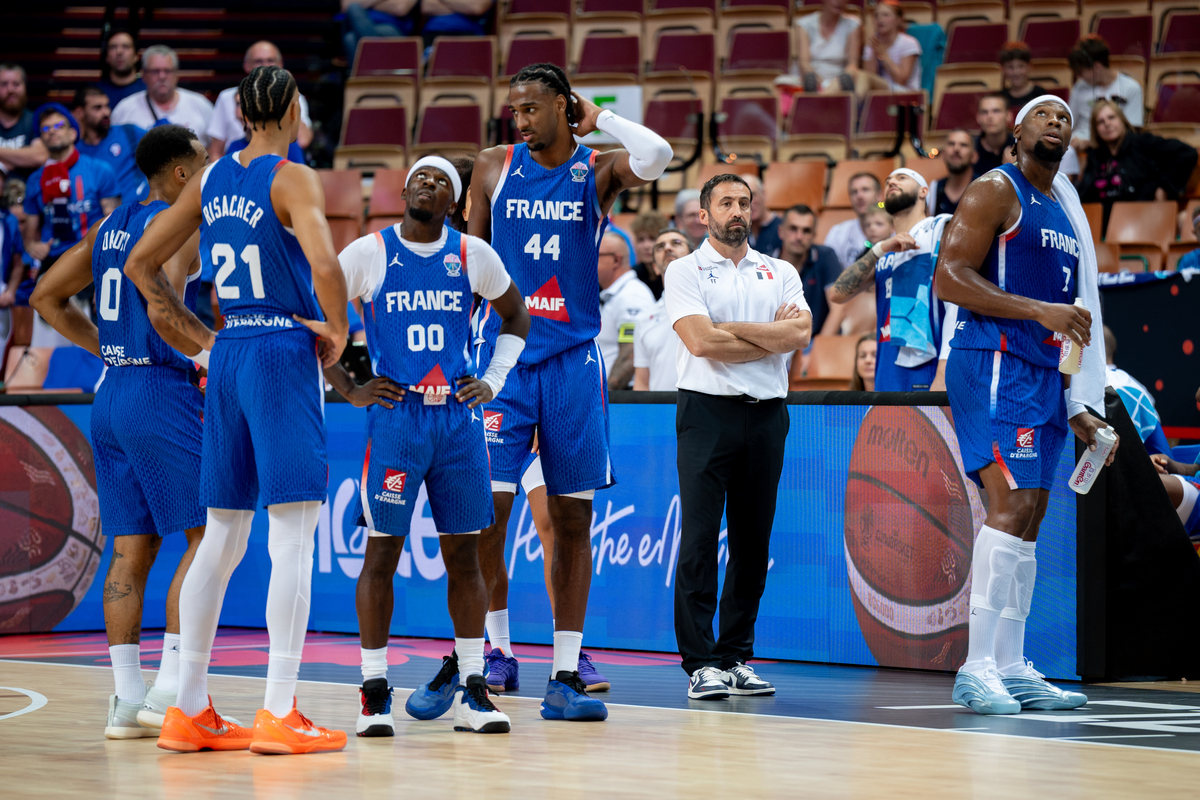 英雄资料-今夜突围战来临，布鲁克林篮网围绕NBA常规赛外线爆发，底气十足，数据趋势出现新变化的简单介绍