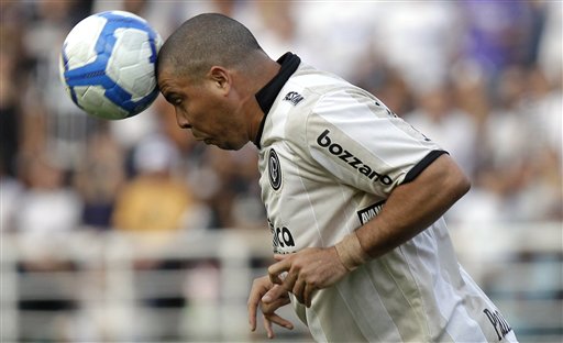 lol攻略-包含西汉姆训练开放日，集结日门线救险引欢呼，德甲在即，球探报告显示潜力的词条